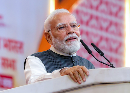 पीएम मोदी के जनसेवा के 25 साल पूरे होने पर जगन मोहन रेड्डी और सीएम हिमंता सरमा ने दी बधाई