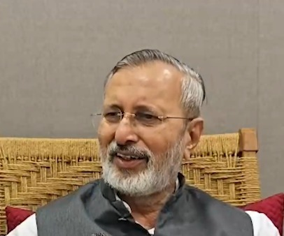 शांतिपूर्ण प्रदर्शन लोकतंत्र का हिस्सा, संवाद से निकलेगा समाधान : प्रकाश जावड़ेकर