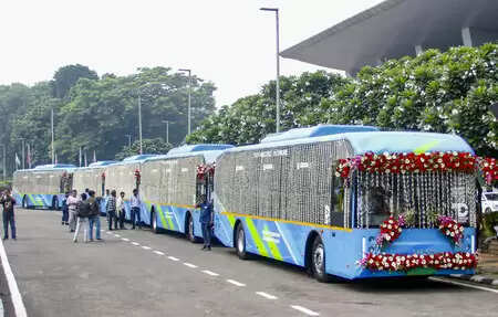 दिल्ली में अंतर्राज्यीय इलेक्ट्रिक बस कनेक्टिविटी का विस्तार, धौला कुआं–धारूहेड़ा के बीच नई सेवा का होगा शुभारंभ