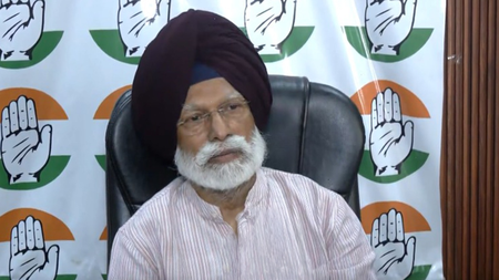 पीएम मोदी के 25 साल के जश्न पर कांग्रेस का तंज, अमर सिंह बोले- जनता के मुद्दों पर भी हो चर्चा