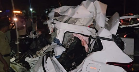 केरल में एनएच-66 पर खड़ी लॉरी से टकराई कार, तमिलनाडु के आठ इंजीनियरिंग छात्रों की मौत