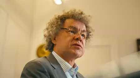 जर्मनी: संसद में सांसद ने किया कुछ ऐसा, हो सकती है तीन साल की जेल