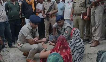 आजमगढ़ में दादा-पोते की कुल्हाड़ी से निर्मम हत्या, ट्यूबवेल पर सोते समय हुई घटना