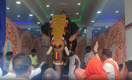 रायचूर के किल्ले बृहन्मठ में निकली 21वीं सद्भावना पदयात्रा, जीवित हाथी की जगह रोबोटिक हाथी बना आकर्षण का केंद्र