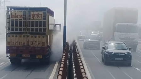 एलपीजी भरे ट्रक में लगी आग, फायर ब्रिगेड ने पाया काबू, टला बड़ा हादसा