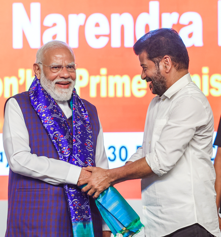 प्रधानमंत्री के जन्मदिन पर तेलंगाना के राज्यपाल और मुख्यमंत्री ने दीं शुभकामनाएं