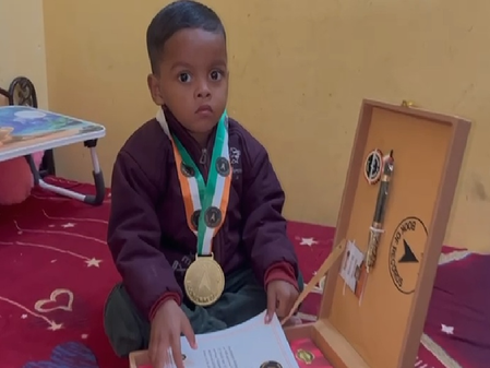 नन्हें जीनियस ने अपनी प्रतिभा से जीता इंडिया बुक ऑफ रिकॉर्ड का खिताब, 2 साल 10 महीने की उम्र में याद हैं संस्कृत के श्लोक