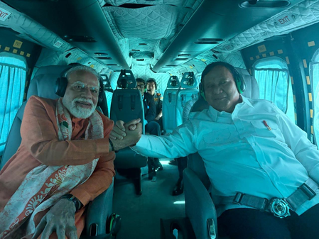 राष्ट्रपति सुबियांतो के साथ प्रम्बानन मंदिर पहुंचे पीएम मोदी, तस्वीर साझा कर कहा- 'भव्य!'
