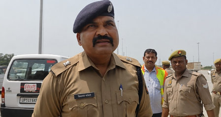ललिता गौतम हत्याकांड: पीड़ित परिवार से मिलने जा रहे कांग्रेस प्रतिनिधिमंडल को पुलिस ने रोका