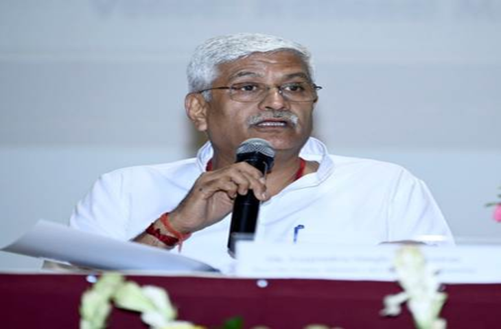 भारत में 300 करोड़ घरेलू यात्राएं पर्यटन क्षेत्र को वैश्विक संकटों से बचाती हैं: मंत्री