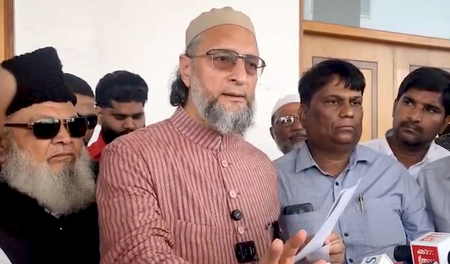 ओवैसी का आरोप- 'फॉर्म 7' के जरिए मुस्लिम वोटरों के नाम हटाने की रची जा रही साजिश