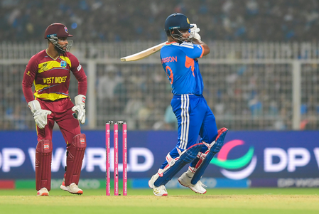 टी20 वर्ल्ड कप: 16 बाउंड्री के साथ सैमसन का तूफान, वेस्टइंडीज को 5 विकेट से हराकर सेमीफाइनल में भारत