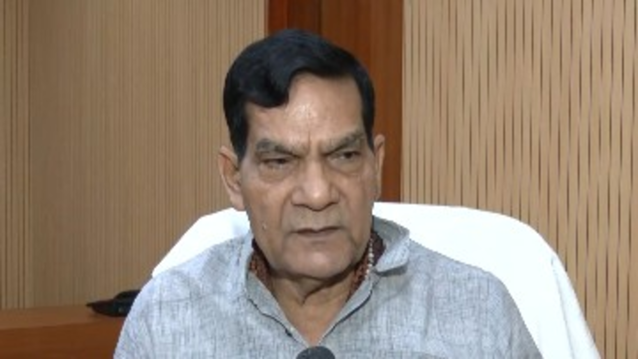 मऊ-बलिया राष्ट्रीय राजमार्ग 128बी के 55.57 किलोमीटर लंबे फोरलेन चौड़ीकरण परियोजना को मंजूरी