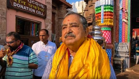 नीति आयोग के उपाध्यक्ष अशोक लाहिड़ी ने किए महाप्रभु जगन्नाथ के दर्शन, कहा-यहां आ पाना मेरा परम सौभाग्य
