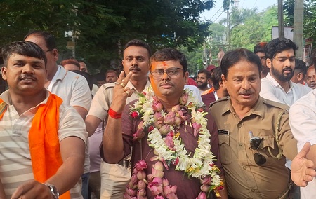 रेजीनगर उपचुनाव में भाजपा की ऐतिहासिक जीत, शंखरावह सरकार ने 75 हजार से ज्यादा वोटों से मारी बाजी