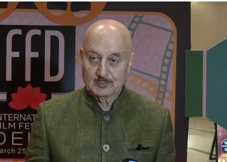 दिल्ली इंटरनेशनल फिल्म फेस्टिवल में पहुंचे अनुपम खेर, 'तन्वी द ग्रेट' की सफलता पर जताई खुशी
