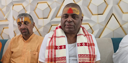 महामंडलेश्वर करोली शंकर का ओवैसी पर तंज, यूसीसी पर सूखने से अच्छा है सरकार की मदद करें