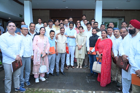 कांग्रेस ने उत्तराखंड विधानसभा चुनाव के लिए तैयारी तेज की, केसी वेणुगोपाल ने कीं बैठकें