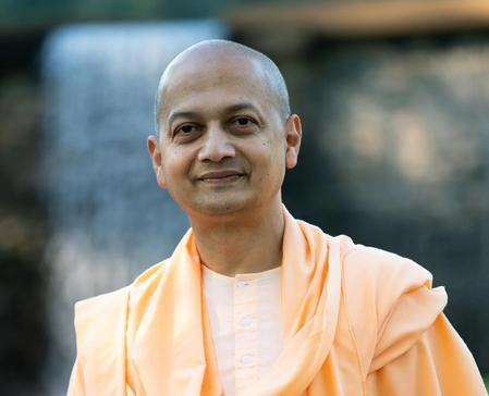 एआई मानवता के अहंकार को चौथी बड़ी चुनौती दे सकता है: स्वामी सर्वप्रियानंद