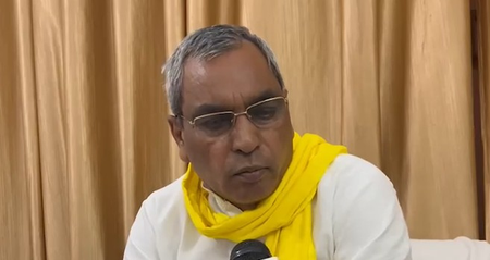 यूपी सरकार के मंत्री बोले, सपा-कांग्रेस में सीधी बहस का साहस नहीं, ओवैसी के गठबंधन प्रस्ताव पर दिया जवाब