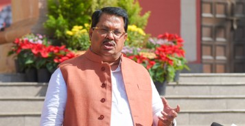 नीट पेपर लीक: छात्रों पर लाठीचार्ज को लेकर कांग्रेस नेता वडेट्टीवार ने महाराष्‍ट्र पुलिस की भूमिका पर उठाए सवाल