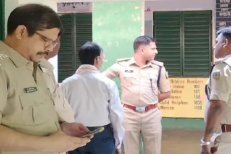 जमशेदपुर के स्कूल कैंपस में किशोरी की हत्या का खुलासा, नाबालिग प्रेमी ने ली थी जान