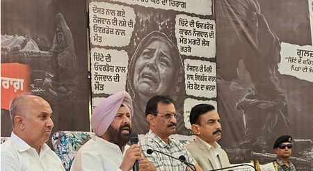 नशा मुक्त पंजाब यात्रा: ‘10 साल से ड्रग्स बेच रहा पति’, लुधियाना में महिला ने पुलिस पर लगाए गंभीर आरोप