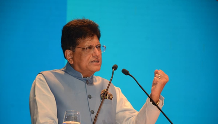 पीयूष गोयल 70 सदस्यीय कारोबारी प्रतिनिधिमंडल के साथ 19 से 21 अगस्त तक सिंगापुर दौरे पर,  आर्थिक संबंधों को देंगे नई ऊंचाई