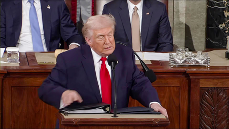 ईरान पर बड़ी सैन्य कार्रवाई, ट्रंप बोले- नौ ईरानी जहाज डुबोए