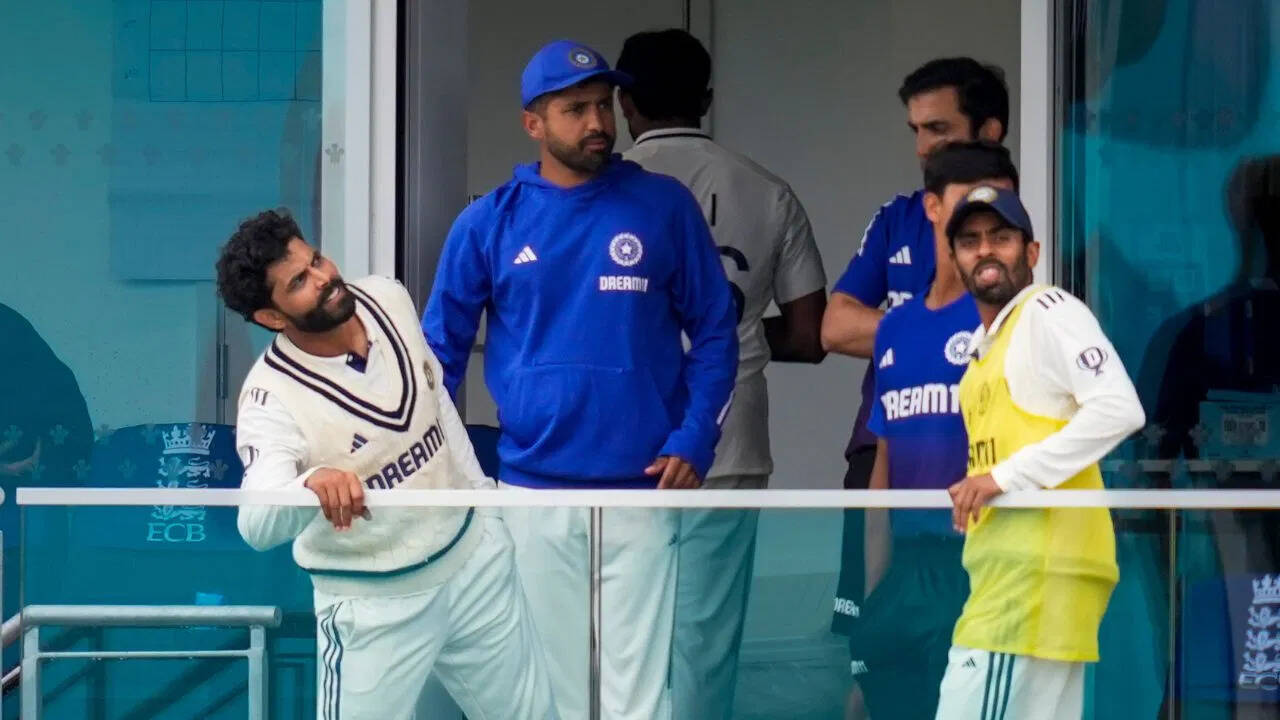 इंग्लैंड में बेटे मौका नहीं मिलने पर छलका दर्द, पिता से हुई फोन पर ये बात रूला देगी, कहा- गौतम गंभीर ने…