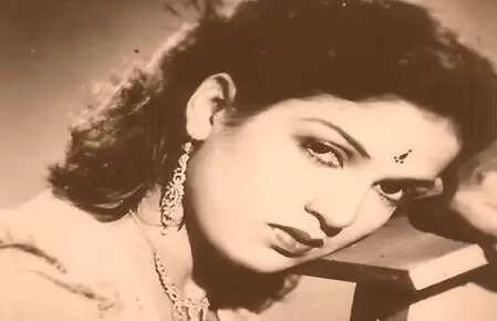 'कॉमिक ट्रेजडी' से इंडस्ट्री का हिस्सा बनीं 'नीचा नगर' की 'रूपा', ख्याल में भी नहीं था 'अभिनय'