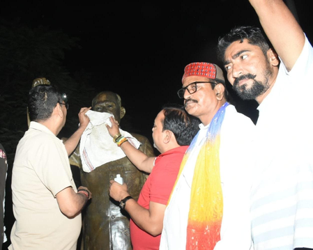 रांची में डॉ श्यामा प्रसाद मुखर्जी की प्रतिमा पर कालिख पोती, भाजपा नेताओं ने जताया विरोध