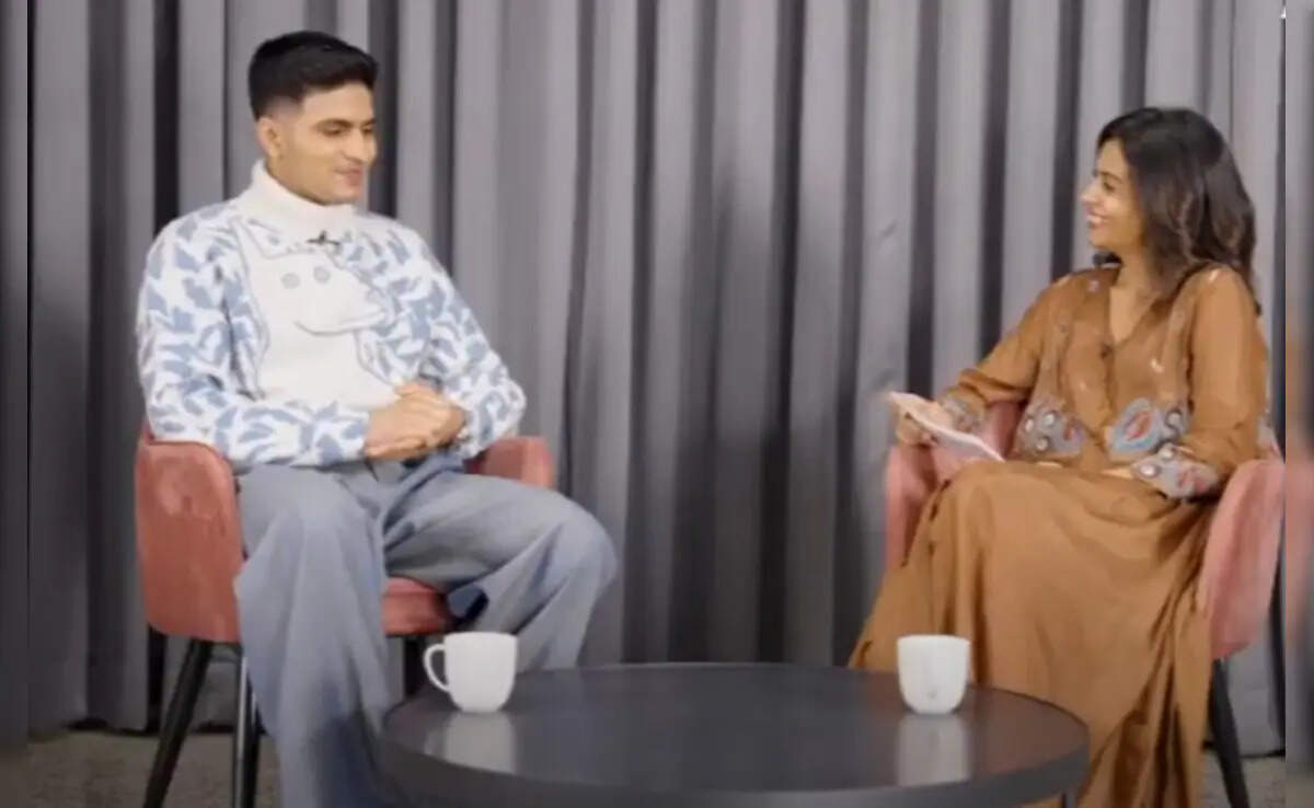 'सिंगल हैं या डेटिंग पर', अपने रिश्तों को लेकर आखिरकार गिल ने तोडी चुप्पी, बताया किससे चल रहा है चक्कर