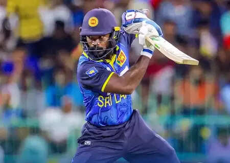 वनडे सीरीज: जनिथ लियानागे का अर्धशतक, श्रीलंका ने पाकिस्तान को दिया 289 रन का लक्ष्य