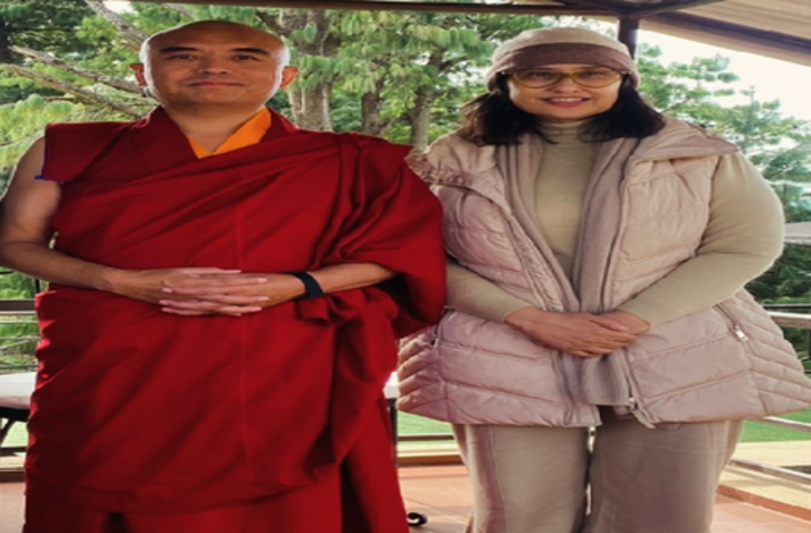 मनीषा कोइराला ने तिब्बती बौद्ध शिक्षक से जाना 'मृत्यु और पुनर्जन्म' के बीच का रहस्य, शेयर किया अनुभव