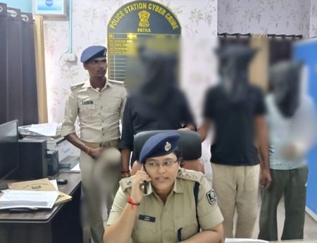 बिहार: पटना में साइबर क्राइम गैंग का पर्दाफाश, तीन गिरफ्तार