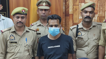 बंद पड़े मकानों में चोरी और गांजा तस्करी करने वाला शातिर बदमाश गिरफ्तार, आभूषण समेत भारी सामान बरामद