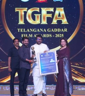 पिता चिरंजीवी की उपलब्धि पर भावुक हुए रामचरण, सोशल मीडिया पर लिखा नोट