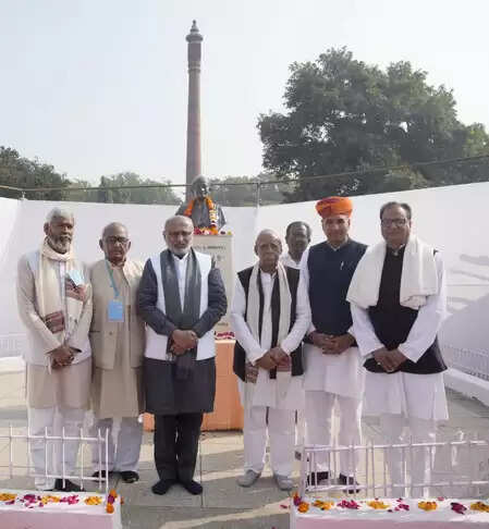 'जन्म नहीं, चरित्र करता है किसी भी व्यक्ति को परिभाषित', उपराष्ट्रपति ने की हरिजन सेवक संघ की तारीफ