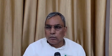 '2014 में कांग्रेस-चुनाव आयोग ने मिलकर पीएम मोदी को सत्ता सौंपी थी क्या?', राजभर का विपक्ष पर तंज