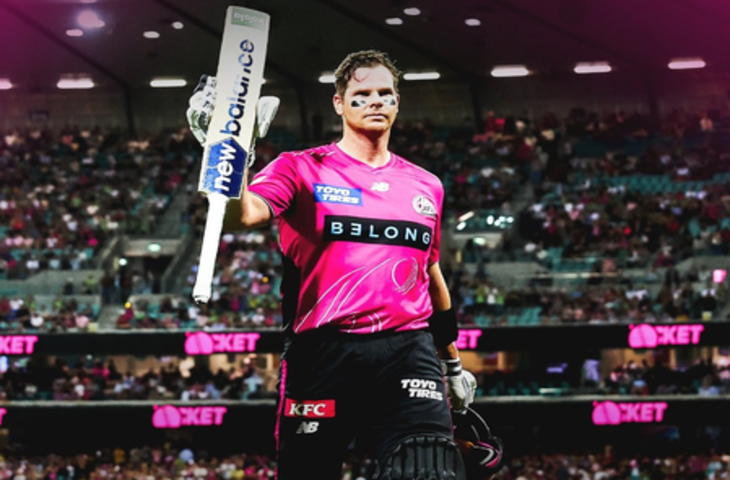 बीबीएल: हैडली ने एक ही ओवर में लुटाए 32 रन, स्मिथ ने शतक के साथ सिक्सर्स को जिताया