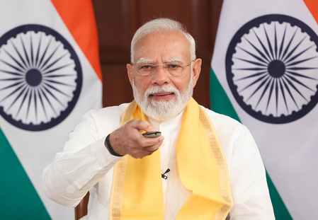 पीएम मोदी की पहल से 18,452 गांवों तक पहुंची बिजली, करोड़ों घरों को मिला कनेक्शन