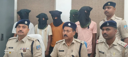 जामताड़ा में साइबर ठगों पर पुलिस का शिकंजा, पांच गिरफ्तार, 15 मोबाइल बरामद