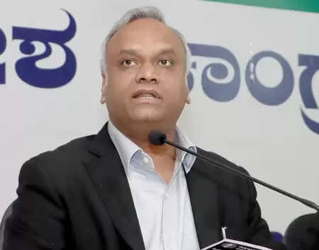 राहुल गांधी के पास 'वोट चोरी' के पर्याप्त सबूत: मंत्री प्रियांक खड़गे