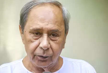 नवीन पटनायक ने एग्जाम कैंसिल होने की आलोचना की, कहा - 'युवाओं की उम्मीदें कुचल रही सरकार'