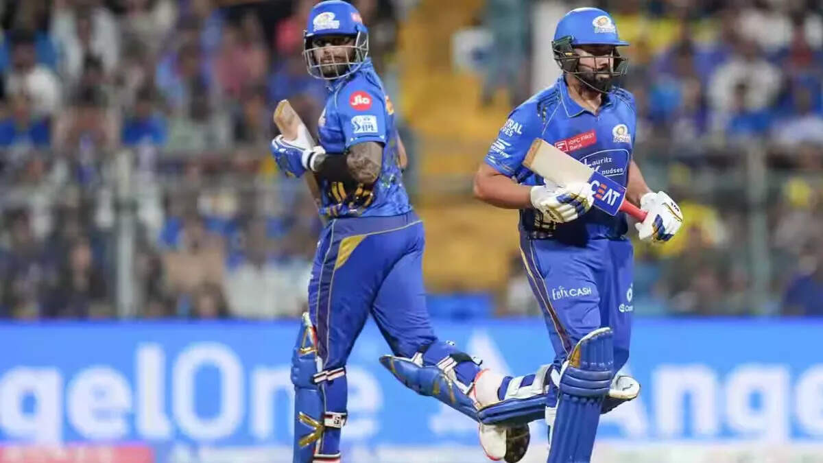 MI vs CSK Highlights: रोहित शर्मा की फॉर्म में वापसी चेन्नई को ले डूबी, वानखेड़े में पांड्या ने कर दिया माही से हिसाब चुकता