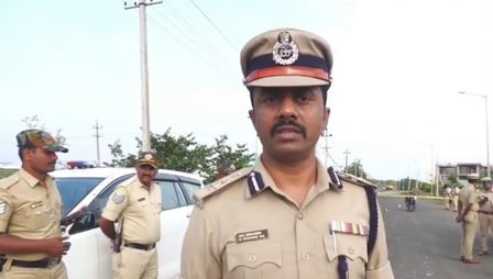 कलबुर्गी केंद्रीय जेल से तीन कैदी फरार, पुलिस ने गोली मारकर एक को किया गिरफ्तार