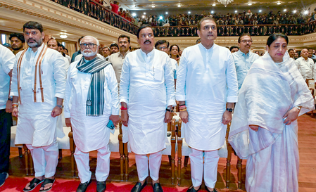 महाराष्ट्र: विधायकों के पाला बदलने की खबरों का एनसीपी ने किया खंडन, बताया अफवाह
