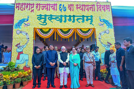 सीएम फडणवीस ने महाराष्ट्र को समर्थन के लिए पीएम मोदी को दिया धन्यवाद