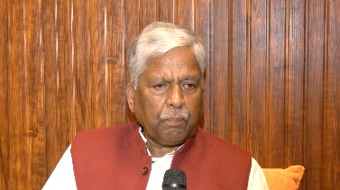 मछली दावत मामले पर अशोक वाजपेयी ने कांग्रेस पर सनातन धर्म का अपमान करने का लगाया आरोप
